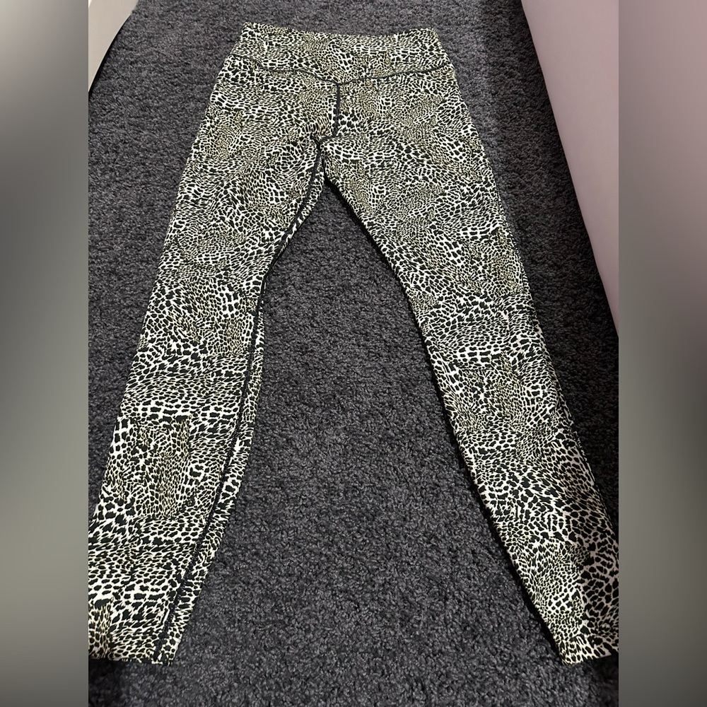 Nike leopard yellow/green print leggings